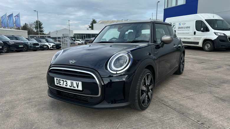 MINI Hatchback 1.5 Cooper Exclusive Premium 3dr Auto Petrol Hatchback